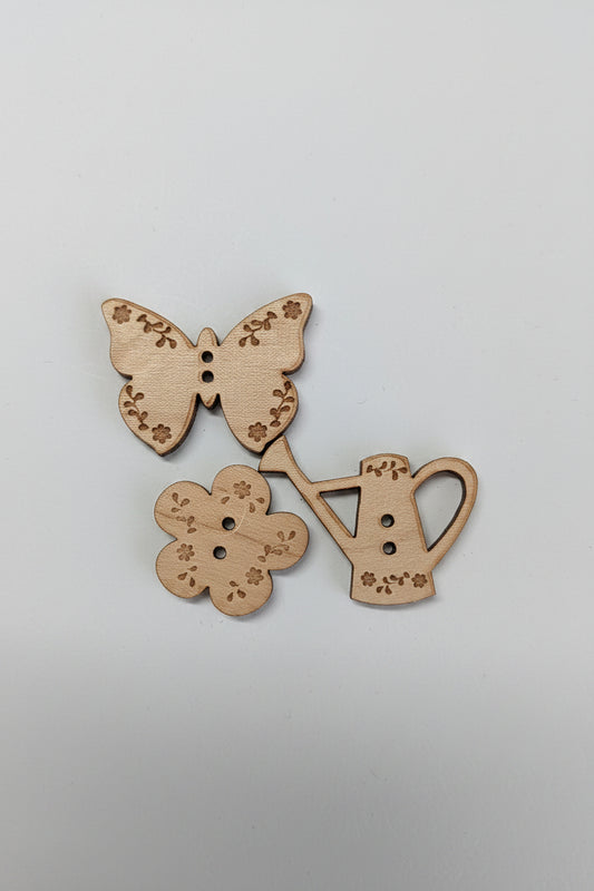 Set Holzknopf Schmetterling Blume Gießkanne