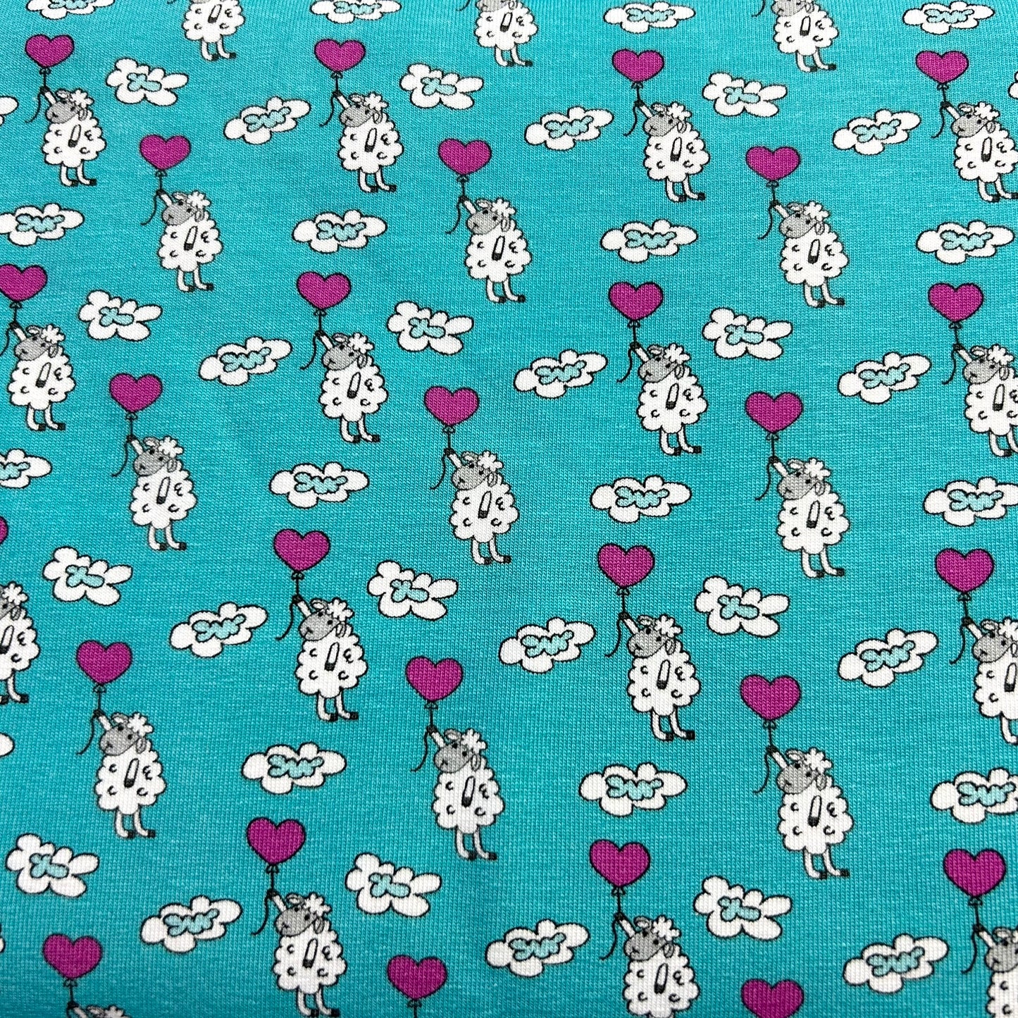 Hearty Cloudy Sheep Jersey Stoff Eyelike Fabric