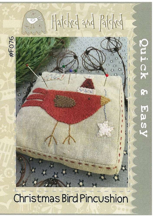 Nähanleitung Christmas Bird Pincushion Hatched and Patched